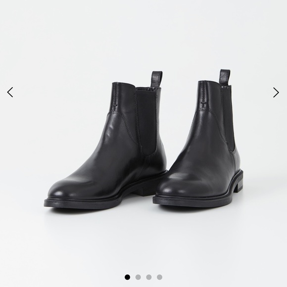 Vagabond Leather Chelsea Boots - Picture 1 of 13